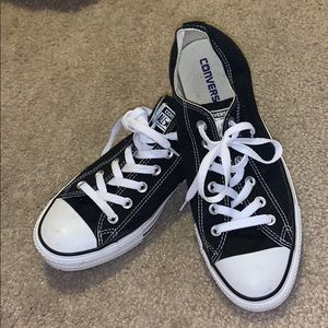 CONVERSE. Never worn. Size 8.